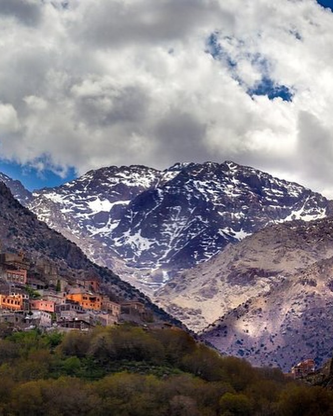 Partez à la conquête des sommets Ras n’Ouanoukrim (4083 m) et Timzguida (4089 m) – les 2e et 3e